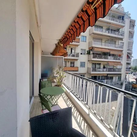 Velasquez Martinez *