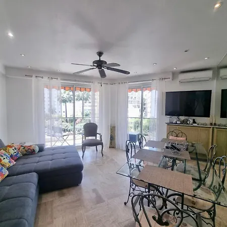 Velasquez Martinez *