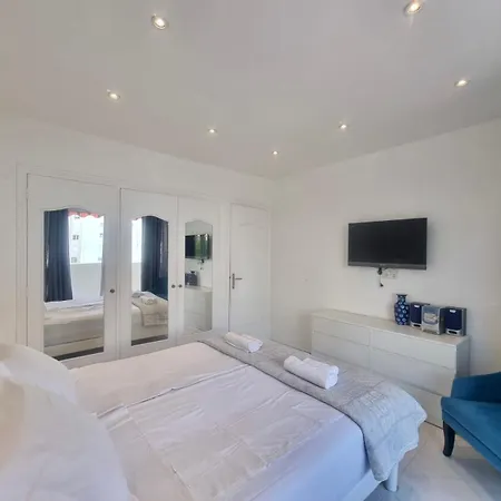 Velasquez Martinez Cannes