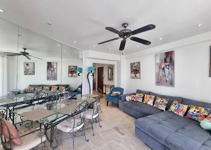 Velasquez Martinez Апартаменты *