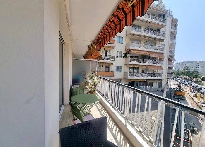 Velasquez Martinez *