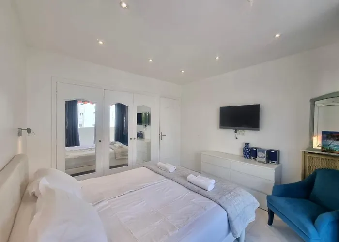 Velasquez Martinez Cannes