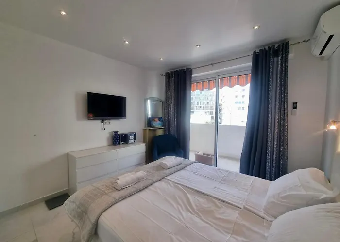 Velasquez Martinez Daire Cannes