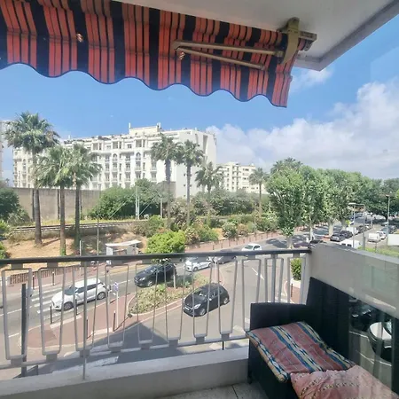 Apartman Velasquez Martinez Cannes